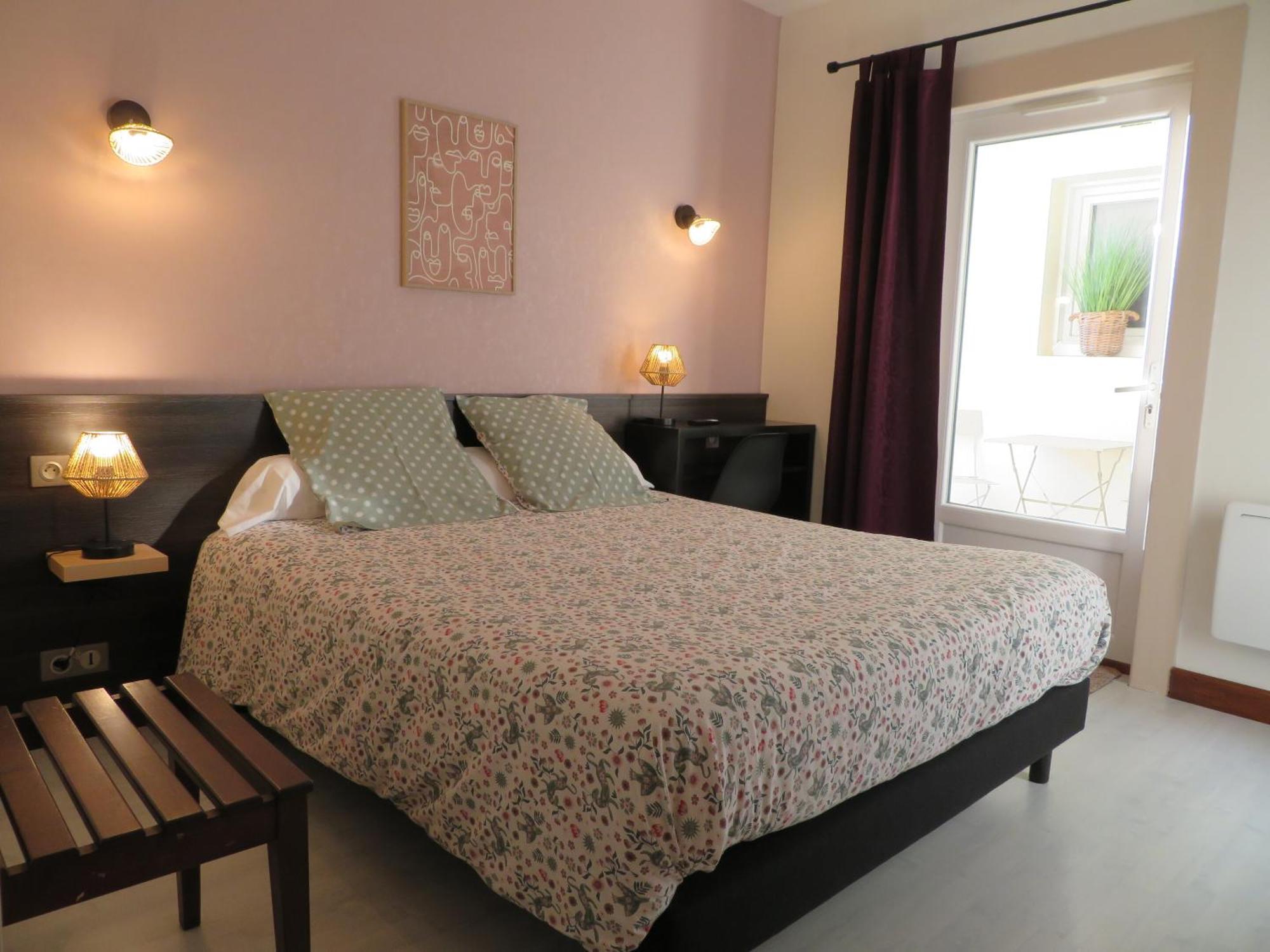 Auberge D'Ici Et D'Ailleurs Cressensac-Sarrazac Habitación foto